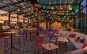 Moxy Nyc East Village